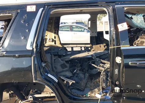 2018 Chevrolet Tahoe Premier из США, поврежденный, VIN 1GNSCCKC5JR273903